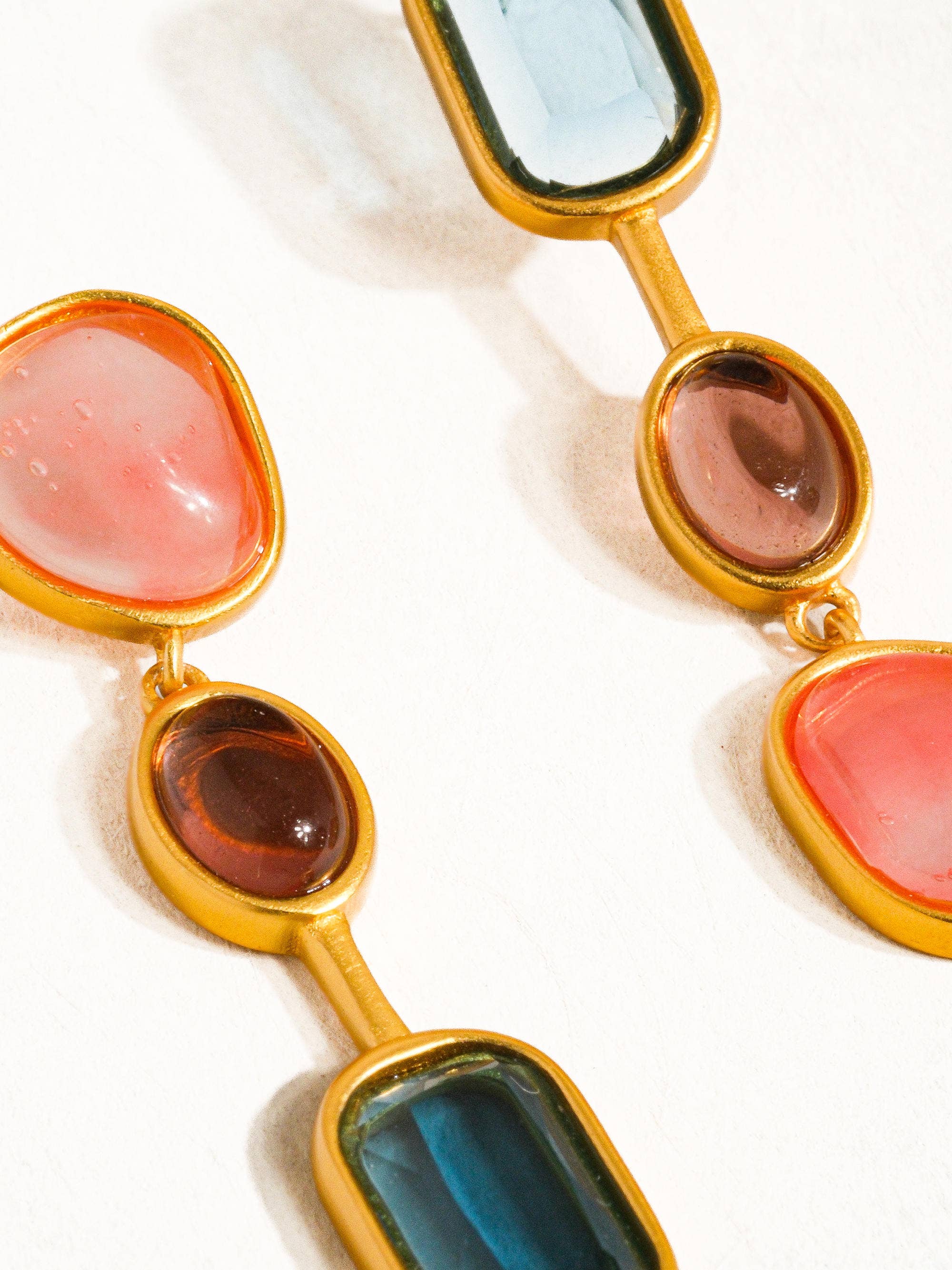 Delia Mismatch Drop Earring - Fundcutody