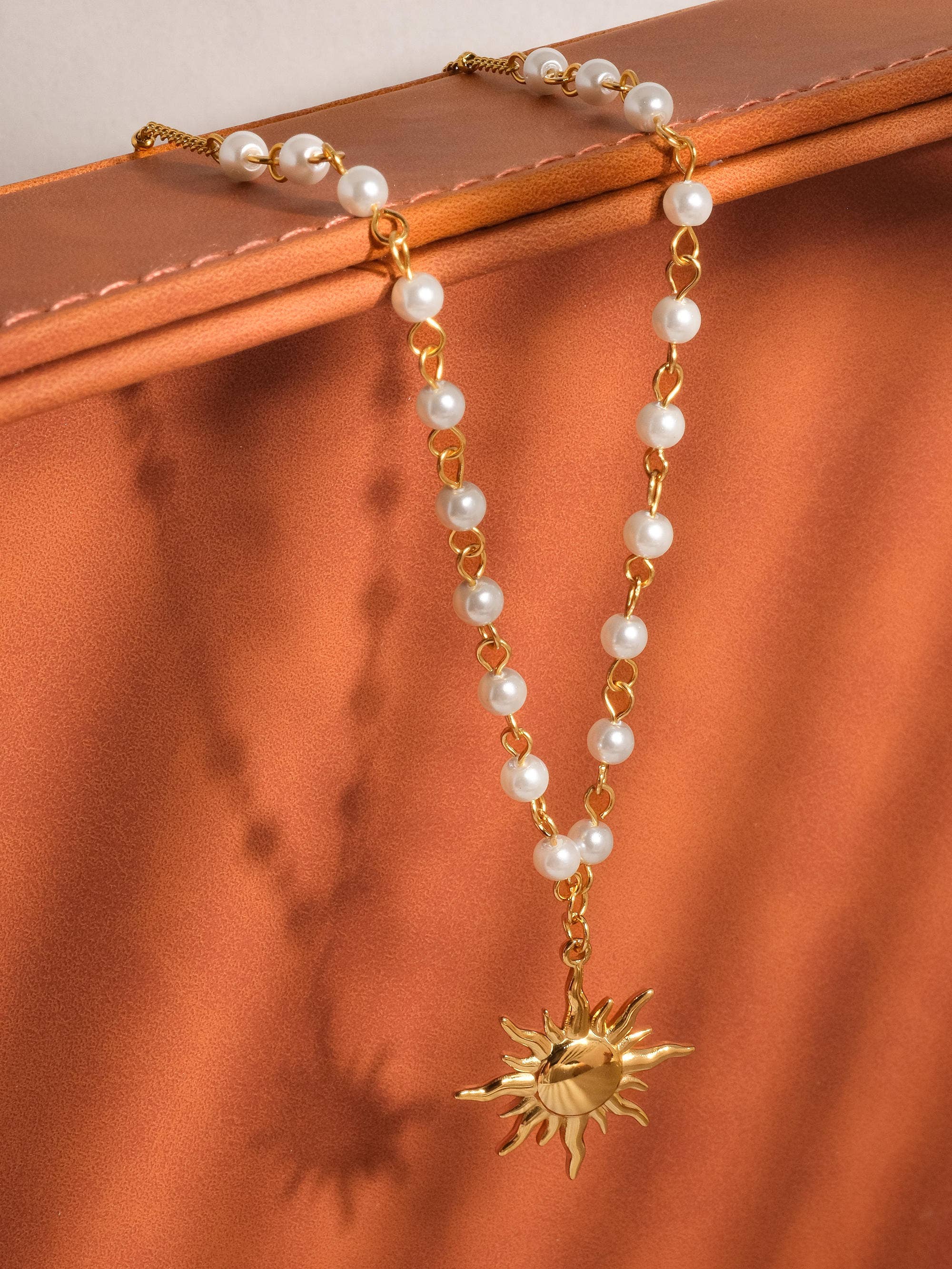 Kalani Sun Beaded Necklace - Yellow Gold - Fundcutody