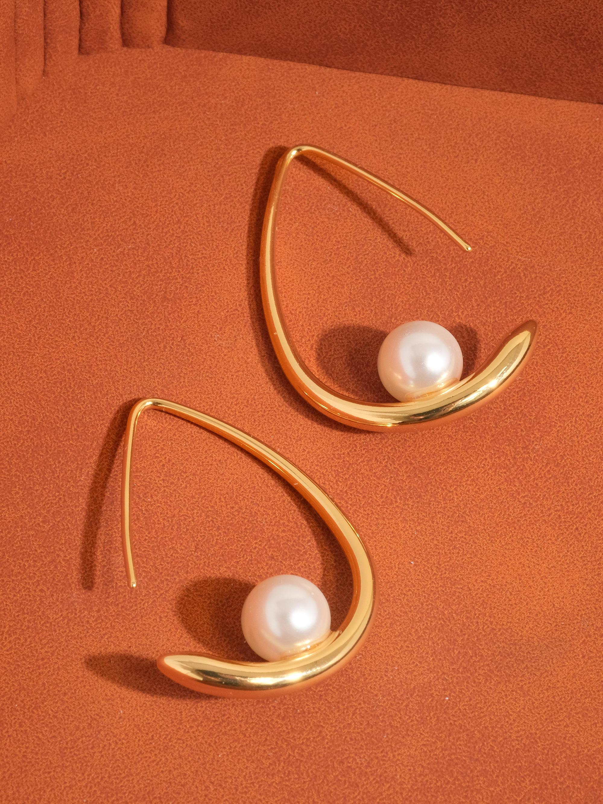 Tallis Pearl Drop Earring - Yellow Gold - Fundcutody