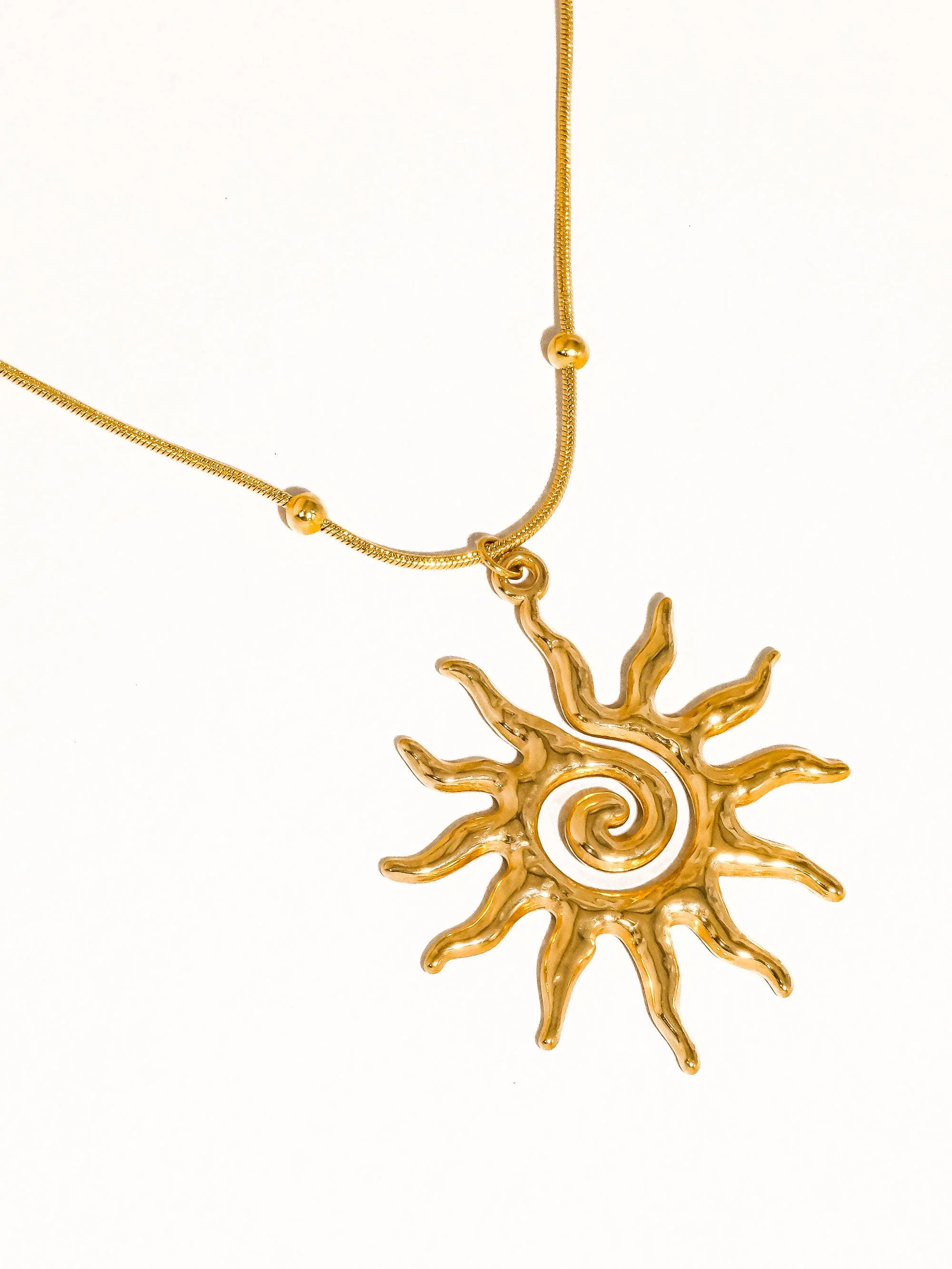 Taiyo Sun Necklace - Yellow Gold - Fundcutody