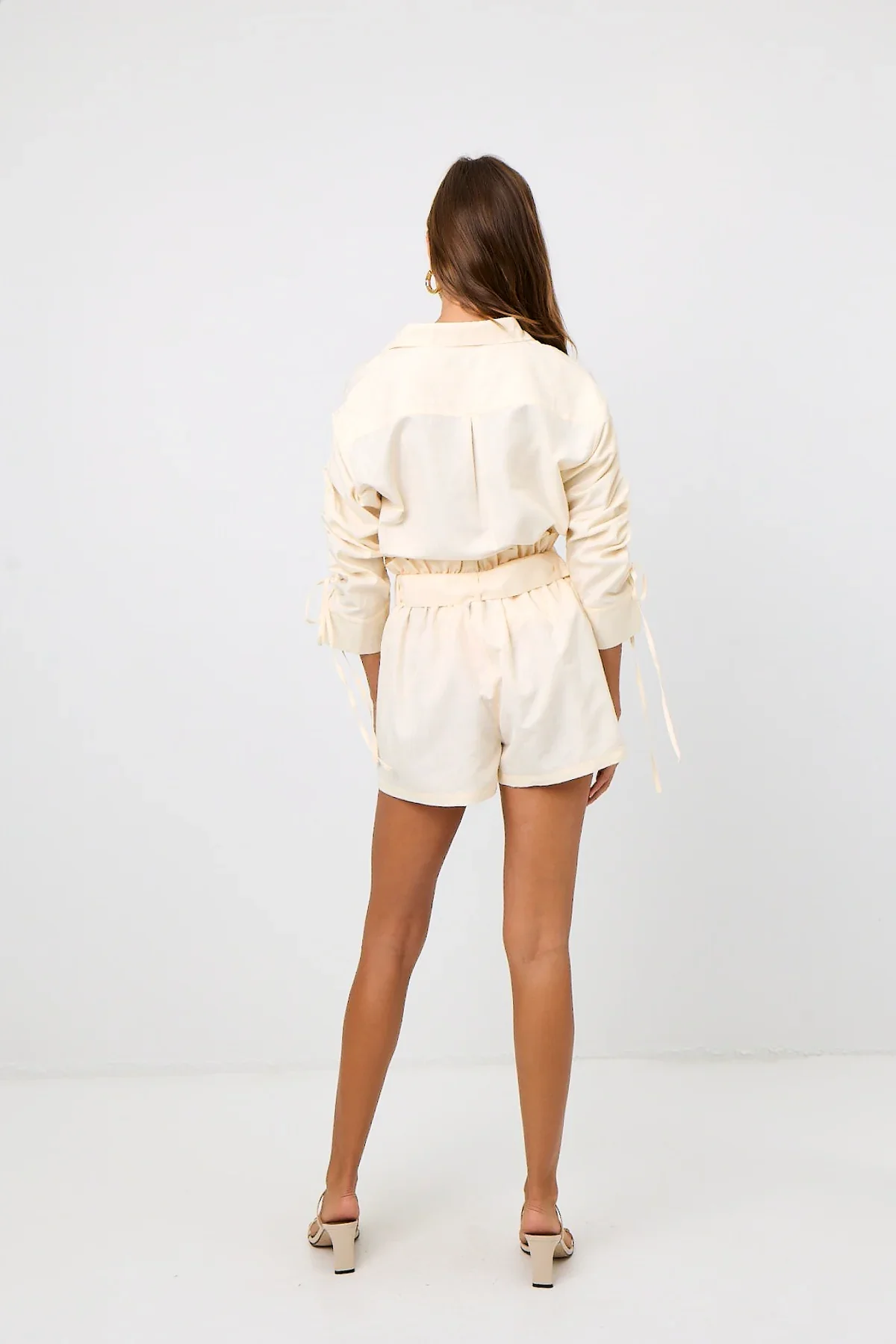 Paper Bag Shorts - Ivory - Fundcutody