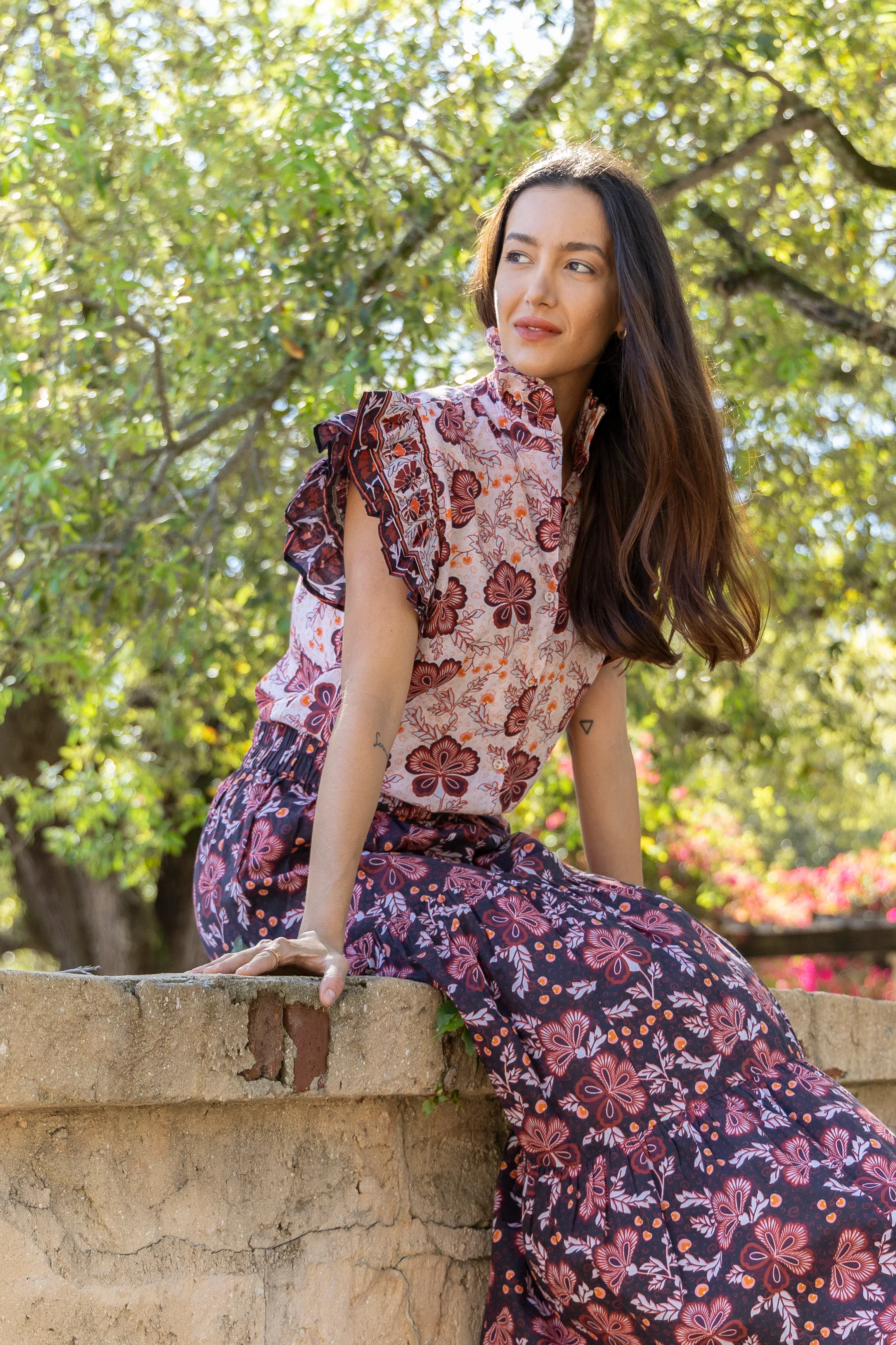 Milly Top - White Floral - Fundcutody